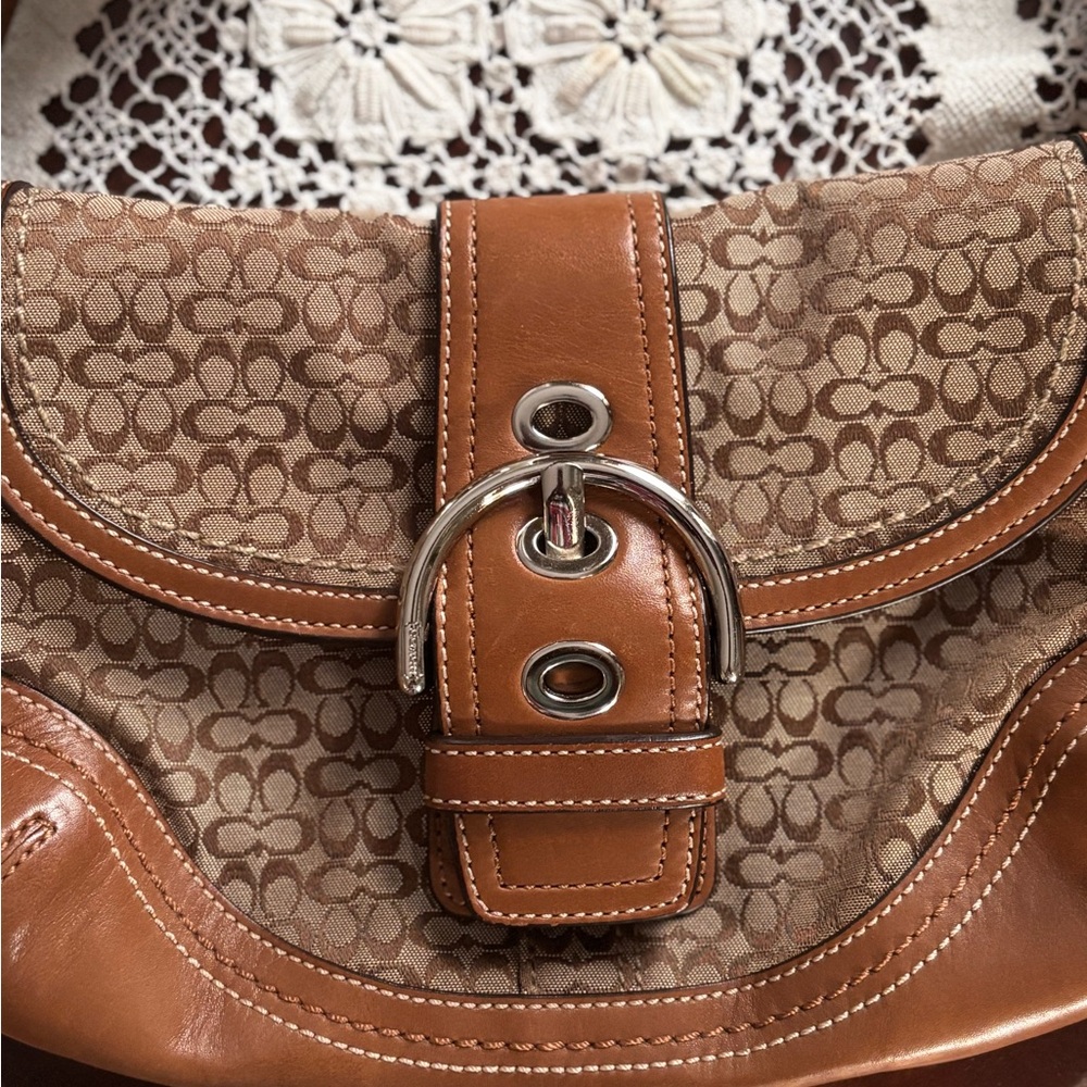 Coach Small Y2K Tan Soho A0878-F10925 - Picture 2 of 12